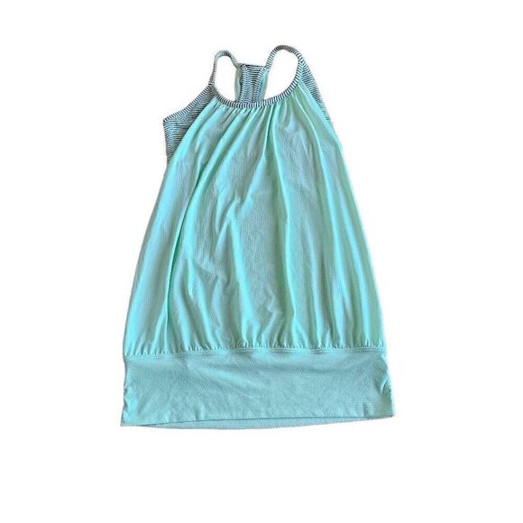 Lululemon womens Sz 4 mint green no limits yoga top with build in support - Picture 3 of 8